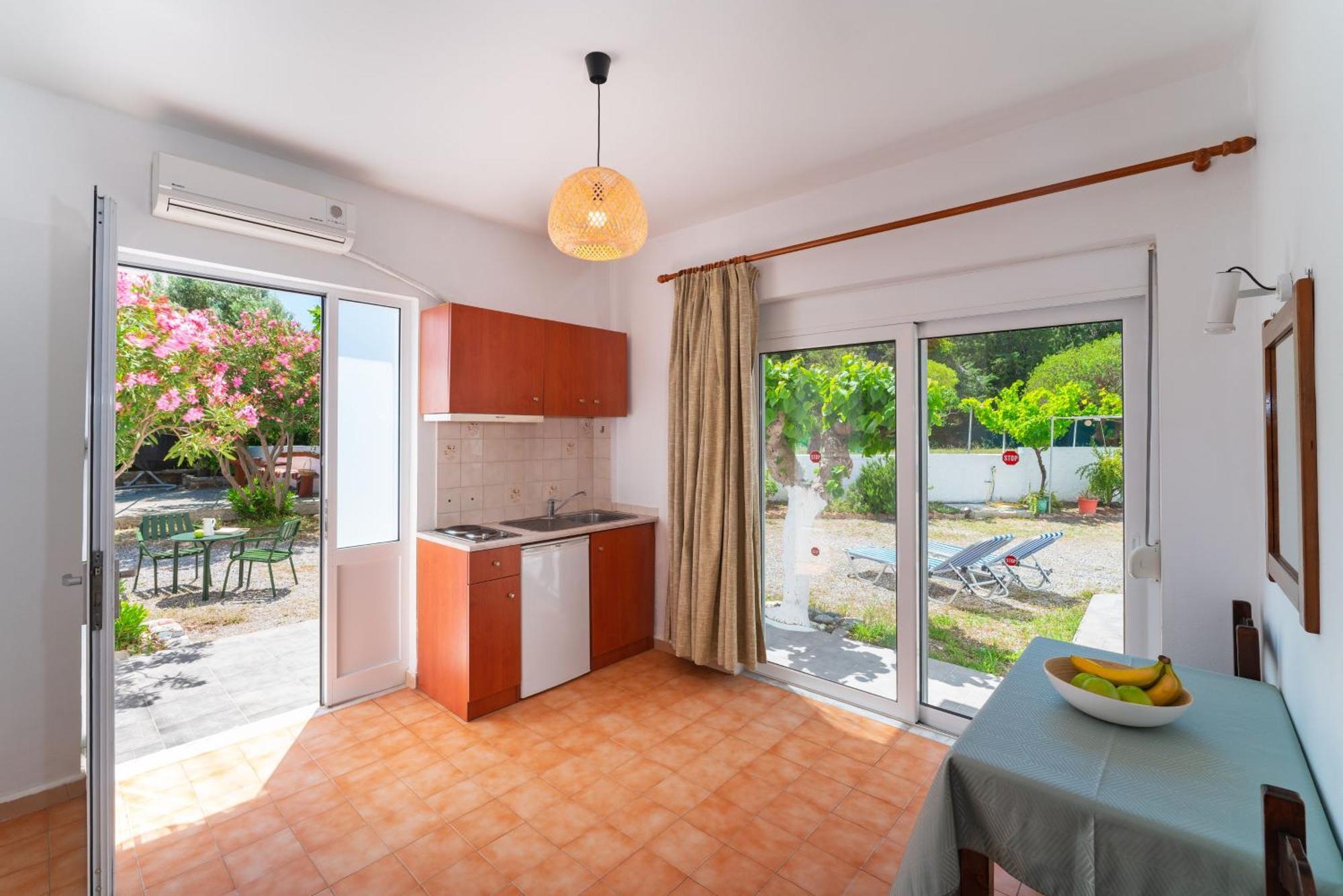 Tselios Apartments & Studios Kiotari Kamer foto